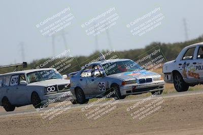 media/Oct-01-2022-24 Hours of Lemons (Sat) [[0fb1f7cfb1]]/1pm (Bus Stop)/